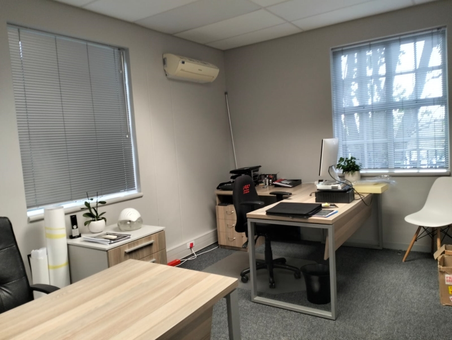 Commercial Property for Sale in Door De Kraal Western Cape